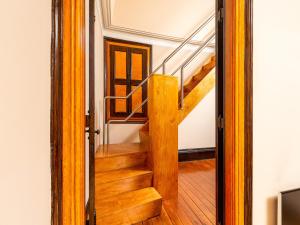 Central Porto Stay with Balcony