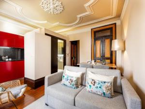 Duplex 2 Bedroom Apt for 3 in Bolhão Market