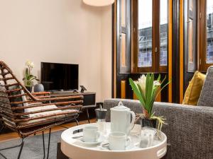 Spacious Modern Apartment in Porto