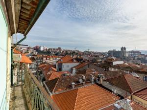 Charming 1-Bedroom Apartment in Oporto