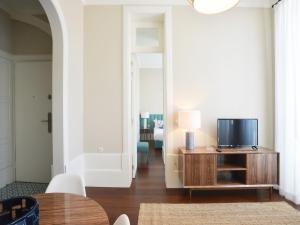 Central City Escape with Balcony