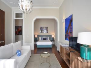 Charming Central Porto Apartment