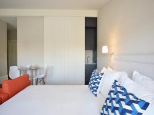 Modern apartment in Portos Vibrant Heart