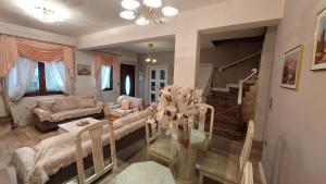 Lux Center Apartment