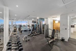 Wake Up to Views, Pool & the South Yarra Lifestyle