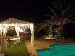 Maisons de vacances Holiday home in Lorgues with swimming pool : photos des chambres