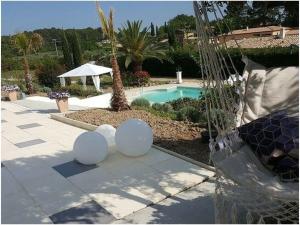 Maisons de vacances Holiday home in Lorgues with swimming pool : photos des chambres