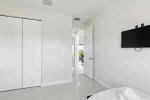 Beautiful Home with Canal Views