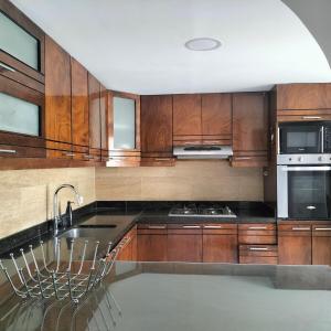 Comfortable and central apartment with large balcony in Belén