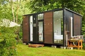 Yiyouguo 1 by Tiny Away - Ch'ing-liu-she