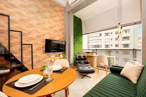 Easy Star - Charmoso studio com mezanino em Moema - SK03I