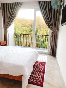 Hotel & Homestay Long Vũ Măng Đen