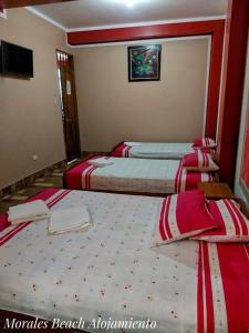 Alojamiento Morales Beach