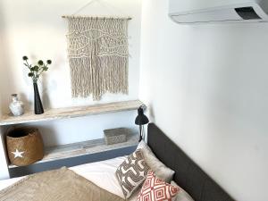 River View 1 Bedroom and study unit