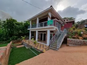 Parijat-Breathtaking Sky and Hilltop view - Dapoli