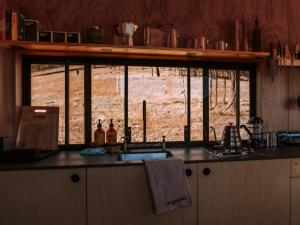 Hike to your Off-Grid Cabin Deep in Nature - Jasper