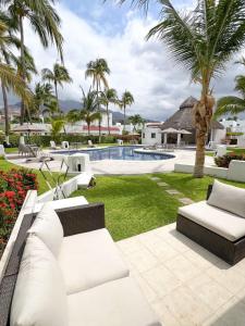 Apartment, Club Santiago