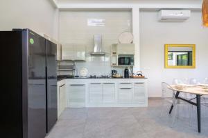 Tropical & Modern 4BR Pool Villa Serenity Rawai