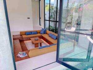 Villa Tok, 4 mins Walk to Beach