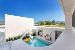 SHIN Lalynn Pool Villa - 阿戈希拉