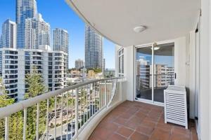 Moroccan Beachfront 2bdr-Apt in Surfers Paradise