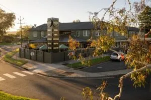 Northside Hotel Albury - Lankeys Creek