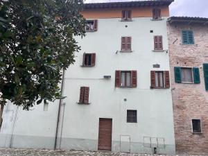 Ollis Place
