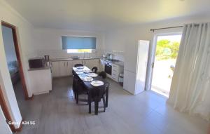 Anchored at 18 Guy - Paradise Beach