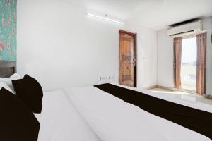 Hotel O Bhudheshwar Near Hamilton Academy