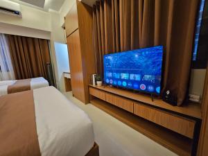 Modern Condotel 2BR near MOA