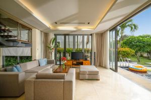 Villa Sân Vườn Lớn DN