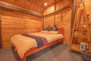 Tao Tay House - Ta Van