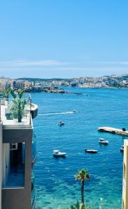 Seaview Portside Penthouse SUPERIOR