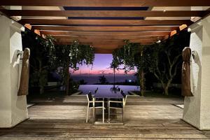 Cozy Family Villa with Sunset View