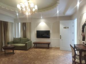 Rajwada Hotel and Resort