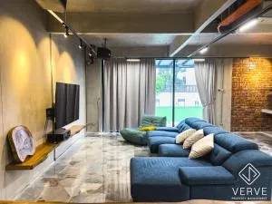 Verve 44 Ruyu Villa 5B4B Retreat in Ipoh 18 pax - Kampong Simee