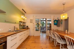 Hotels Board 'n Breakfast : Chambre Double ou Lits Jumeaux Supérieure - Vue sur Jardin