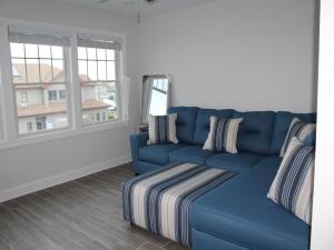 Sunday To Sunday, Elevator, Beach Badges, Roof Top Deck, Wifi, Bay Side 4 Bedroom, 3 Bath Townhouse 14056