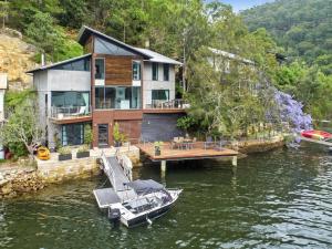 Berowra Waters Glass House
