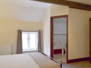The Threshing Barn- 25347