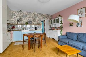 Hoża Heart of Warsaw Apartment