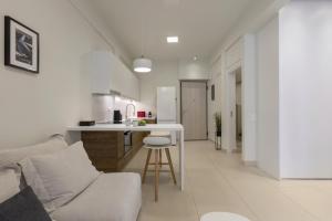 Sci-Fi Themed Studio in Koukaki