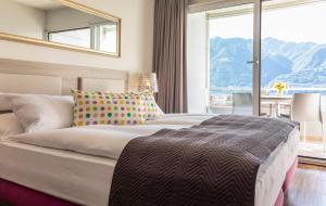 Double Room with Balcony South Side room in Smart-Hotel Minusio