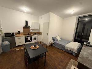Appartements Appartement renove, proche gare : photos des chambres
