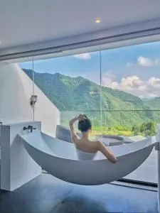 Healing House--Free one way pick up service over 2 nights - Zhangjiajie