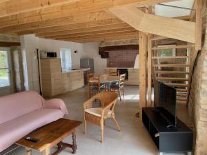 Maisons de vacances Gite Ty Coz - piscine - a moins de 30min des plages : photos des chambres