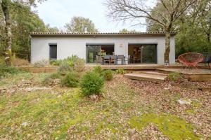 Maisons de vacances Chemin de Ronze - Maison au calme avec piscine : photos des chambres