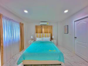 Tagvilla Bongkot Pool Villa in Pattaya 4 Bedroom