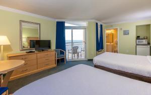 Double Room with Partial Ocean View room in Paradise Resort