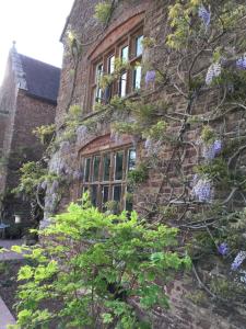 Uplands Guest House
